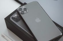iPhone 16 Pro Setzt auf Revolutionäre Tetraprism-Technologie